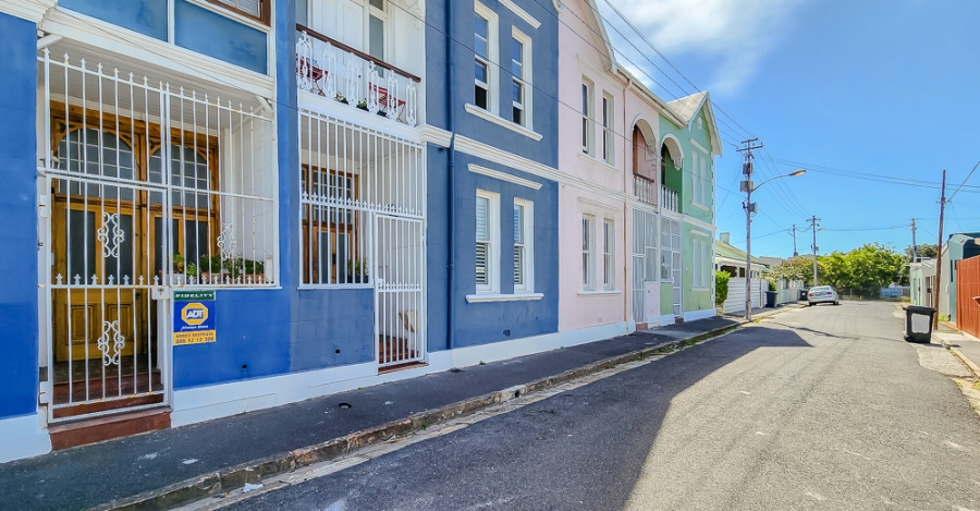2 Bedroom Property for Sale in Mowbray Western Cape